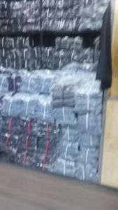 Celana Panjang Pria Slimfit & Jeans Premium: Tips Memilih dan Tren Terbaru