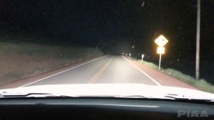 PIAA Bohlam Lampu LEH132E H8 H9 H11 H16 LED Hyper Arros Bulb Kit 4000K