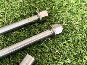 แกนล้อหน้า ลีโอ เลส หัวงานกลึงมือ