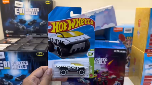 Mô Hình Xe Hot Wheels Polestar TRX - Dòng Xe Điện Độc Quyền HW EV 2026