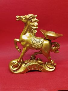 Year of The Horse Gold Metal Horse Lucky Gold Horse Fire Horse zodiac a Horse Figurine Lucky Charm Home Decor Galloping Horse Figurine Lucky Charm Horse Zodiac SIgn Year of the Horse Lucky Charm Horse metal horse fidget spinner victory Horse Golden Ho
