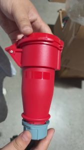 Kolanky 16A 11KW CEE Red Socket To 16A 1P 3.6kw Shuko Power Plug 0.5M