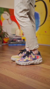 UIN Figueras I Womens Walking Travel Shoes Casual Wide Toe Chunky Fashion Sneaker-Floral Graffiti