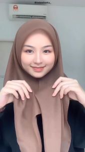 HIJAB SEGIEMPAT PARIS JADUL /KERUDUNG PARIS POLOS TERMURAH