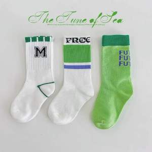 [TẤT CAO CỔ ĐI HỌC]  đôi tất vớ cho bé tiểu học mầm non hình mặt gấu dày dặn không xù lôngCotton thoáng mát 3-8TUOI