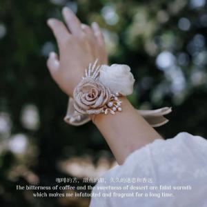 Bridesmaid Wrist Flower Super Fairy Bride Sisters Group Bracelet Korean Mori Style Groomsman and Bridesmaid Boutonniere Wedding Full Set Brooch