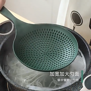 Noodle Vegetable Large Drain Spoon Kitchen Long Handle Drain Colander High Temperature Resistant Food Strainers