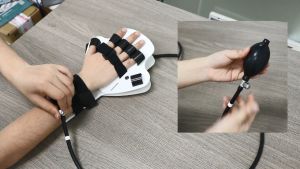 Suolaer Wrist Joint Trainer Hand Rehabilitation Training Fixed Orthodontic Stroke Hemiplegia Hand Wrist Function Recover Exercise Brace