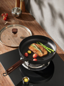 CAROTE | Non-stick Frying Pan for Induction and Gas Stoves Iron