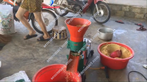 XẢ KHO MÁY ÉP CÁM VIÊN TẶNG KÈM 1 MẶT SÀNG 4LY GIÁ RẺ MIỄN PHÍ VẬN CHUYỂN