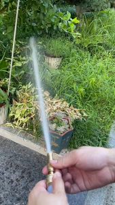 Semprotan Air Kuningan 1/2\\\" Sambungan Selang HOSE-NOZZLE 5/8\\\" - Bisa diatur Lurus & Menyebar