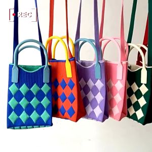 Double.lucky กระเป๋าสะพายไหล่ กระเป๋าถือแฮนด์เมด ลายเรขาคณิต สีสันสดใส กระเป๋าสะพายไหล่