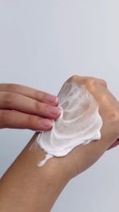 JMsolution B5 HYA Moisturizing Serum Emulsion