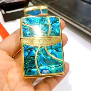 Bật lửa hộp quẹt Zippo Armor vỏ dầy khắc ăn mòn cẩn xà cừ Zippo BRADFORD hàng loại 1 vỏ đồng có tem đỏ
