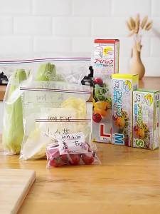 Gallon Storage Bags Double Zipper Seal Reusable Thick Food Plastic Storage Bags Food Grade Material