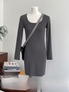 ชุดเดรสสั้นทรงเข้ารูปแขนยาว ผ้าฝ้ายผสม เอวสูง ทรงเข้ารูป สำหรับผู้หญิง ชุดทำงานสีดำ แฟชั่นฤดูใบไม้ร่วง 2025 ใหม่ล่าสุด