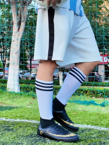 รองเท้าสตั๊ดตัวท็อป รองเท้า สตาร์ท ฟุตบอลผู้ชาย รองเท้าสตั๊ดมีหนามหุ้มข้อ รองเท้าสตั๊ดไม่มีเชือก รองเท้าฟุตบอลหนังแท้ทนทาน