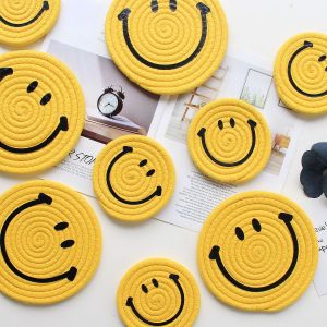 Smiley Placemat / Alas Panci Meja Kuning Cokelat Ins Retro Vintage Pajangan Prop Foto Dekorasi Korea Decor