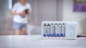 BISA COD - Doublepow Charger AA AAA 6 slot + 6 PCS Baterai Recharge AA DB-B06