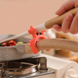 1Pc Silicone Spoon Rest Clip - Flexible Utensil Holder for Stoves and Cookware - Multifunctional Pot Side Clip Durable Kitchen Tool Accessory Small Crab Spatula Holder Multifunctional Kitchen Spatula Holder Pot Side Anti-Spill Utensil Holder Unive...