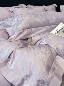 Premium 4 Pieces Bedding Set