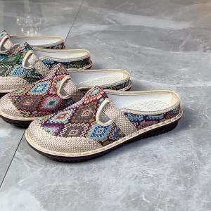 Sepatu Wanita Beijing Kain Linen Bernapas Gaya Etnik Sandal Flat Anti Slip dengan Bawah Lembut HF13