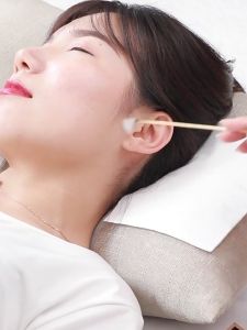 Ear Cleansing Tool Set Ear Pick Cleaning Set Ear Wax Cleaning Tool Digger Ear Cleaning Tool Ear Fur Earpick Cleaning Professional Ear Pick Artifact 采耳工具