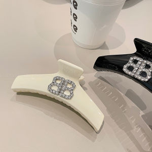 Large Size B Letter Style Hair Claw Clip Womens High Ponytail Diamond Glitter TiTi Self-Designed Fashionable Hair Accessories