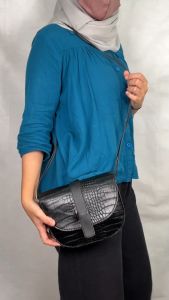 Peonia ERNA Tas Selempang Wanita Elegant & Crossbody Travel