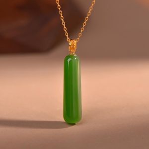 18K Gold Plated Small Green Strip Turquoise Pendant Womens Necklace Luxury Niche 2022 New Style Fashion Jewelry Accessories