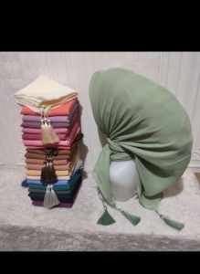 hijab segiempat tassel jambul//hijabparisjambul//hijab terbaru