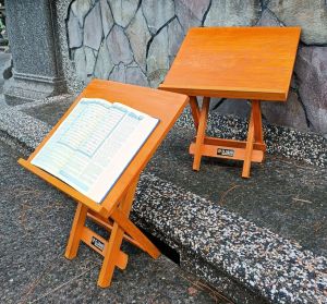 Meja Tahfidz/ Meja Baca Al Quran/ Meja Portable/ Meja Laptop/ Meja Ngaji/ Meja lipat Miring Kayu Jati dan Pinus