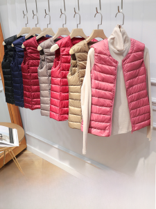 Lightweight Down Vest Womens Short Round Neck off-Season Waistcoat plus Size Plus Size White Duck down Liner Vest Slim Fit Inner Wear