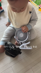 Quạt mini tích điện DONODONO phiên bản nâng cấp mạnh mẽ êm ái sử dụng lên đến 28H xoay 360 kẹp chắc linh hoạt