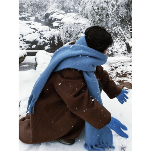 ผ้าพันคอขนสัตว์เนื้อหนาสีพื้นสำหรับผู้หญิงในฤดูหนาว ผ้าคลุมไหล่แบบสวมหัว แฟชั่นเกาหลี ผ้าไหมโพลีเอสเตอร์ 230x50 ซม.