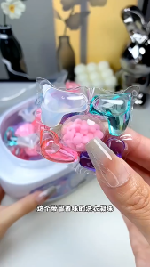 【Zhaozhao】5-in-1 เจลบอลซักผ้า เจลซักผ้าสูตรเข้มข้น ซักผ้าขจัดคราบ ขจัดคราบเฉียบขาด กลิ่นหอมยาวนาน ปลอดภัย