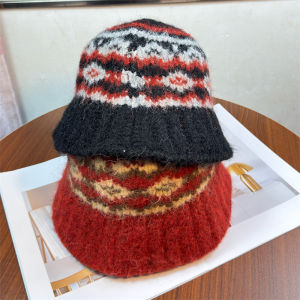 Casual Knitted Wool Blend Hat Small Face Illusion Baggy Cap Versatile Leisure Knitwear Warm Winter Fisherman Style Womens Hat