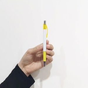 Pulpen Plastik Custom Logo Karinex