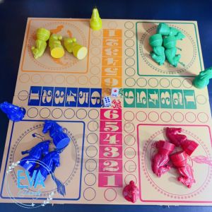 Bộ Đồ Chơi Cờ Cá Ngựa Kèm Bàn Chới Lớn 45 Cm Nhựa Giả Gỗ Cao Cấp