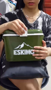 ☃️ Eskimo กระติกน้ำ กระติกน้ำเก็บความเย็น ถังน้ําแข็ง 4L เก็บเย็นนาน 8 ชม. ใช้แช่น้ำ กระป๋อง ปิคนิค KC400 LOONEYTUNES