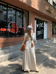 Lin Chu Yi ผู้หญิง เสื้อสเวตเตอร์ถัก กระโปรง ชุดสองชิ้นแขนยาว คอวี ฤดูใบไม้ร่วง ฤดูหนาว พรางหุ่น ทันสมัย ลำลอง Ensemble