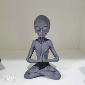 เอเลี่ยนนั่งสมาธิ รูปปั้นเอเลี่ยน มนุษย์ต่างดาว Meditation Alien Resin Ornament Meditation Alien Statue