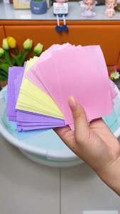 Sét 30 miếng giấy lau sàn nhà hoà tan Tan ngay khi gặp nước giúp cho nhà cửa luôn thơm mát có nhiều mùi hương thơm