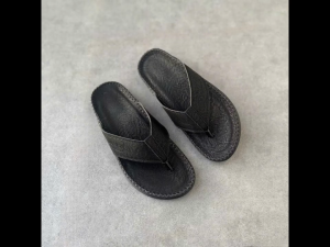 Dép nam chính hãngđế cao su quai da.