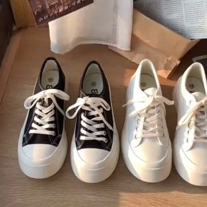 BETSY STORE Giày vải canvas thông thường mùa xuân giày vải đế dày mềm mại và thoải mái giày thường ngày đa năng để đi chơi