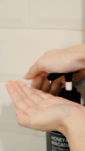 Ultra Hair Serum 100ml [KUNDAL]