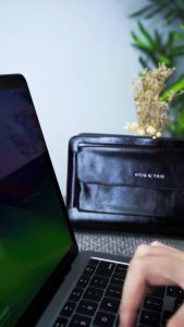 HONYAN MAN GOLD Dompet Pria Serbaguna Panjang Kapasitas Besar 2 Zip 2 Ruang Tas Clutch Pria Branded - Wesley Long Wallet