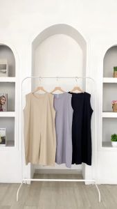Ezola Midi Dress Kutung: Pilihan Fashion Wanita Korea Tanpa Lengan