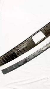 Chống Trầy Cốp Trong Ngoài Carbon Xe KIA Carnival 2023-24 Mẫu Vân Carbon Cao Cấp Sẵn Keo Dán 3M