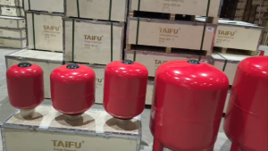 TAIFU Bladder Tank / Pressure Tank (Vertical Type 80L100L 200L 300L)